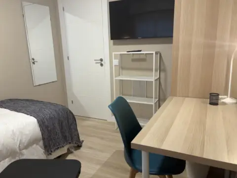 Habitación en Plaza del General Primo de Rivera, 5