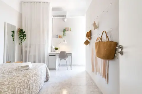 Habitación en calle Floridablanca, 71