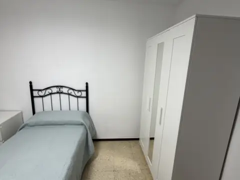 Habitación en Avenida de la Paz, 97