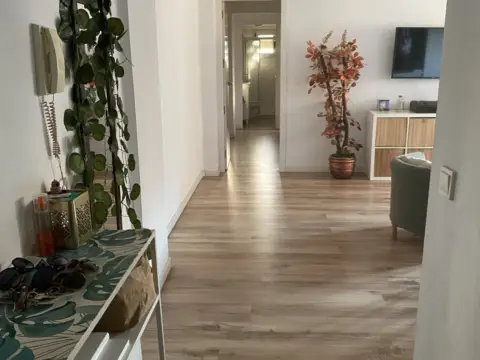 Habitación en calle de Alcácer, 11