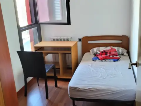 Habitación en Carrer de Virgili, 8