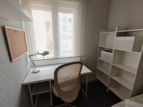 Habitación en calle de Fray Luis Amigo, 4