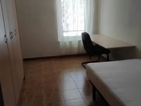 Habitación en calle de la Esperanza, 42