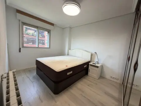 Habitación en calle de la Libertad, 50
