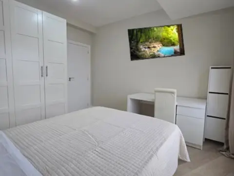 Habitación en calle del Capitán Luque, 21