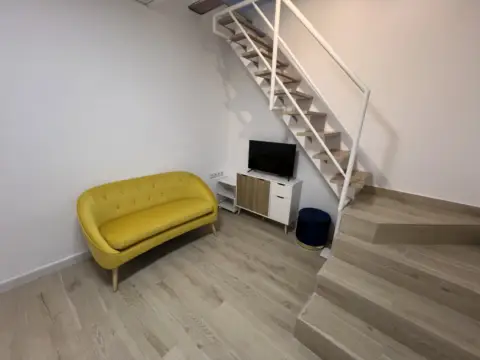 Habitación en calle del Rosario de La Ñora, 90