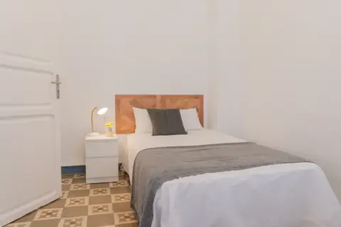 Habitación en calle de Trafalgar, 22