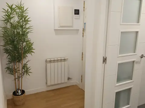 Habitación en calle de José María Lacarra de Miguel, 47