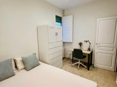 Habitación en Carrer de Mallorca, 152