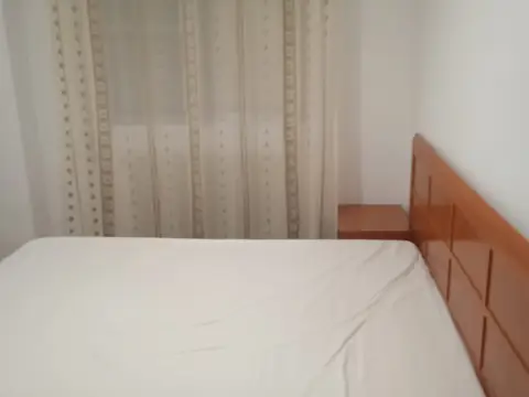 Habitación en calle de Milán, 11