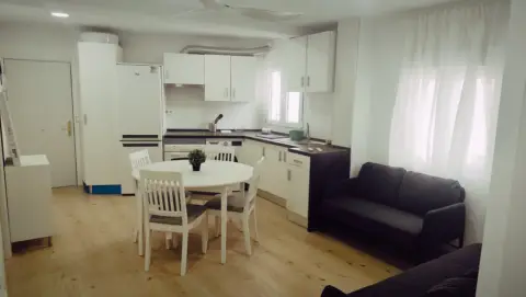 Habitación en calle de la Rejilla, 24