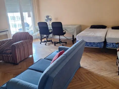 Habitación en calle de Fernando 'El Católico', 11