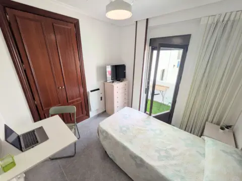 Habitación en calle de Don José Pellicer, 27