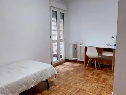 Habitación en calle de Quintana, 26