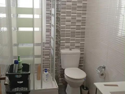 Habitación en Plaza Ibiza, 12