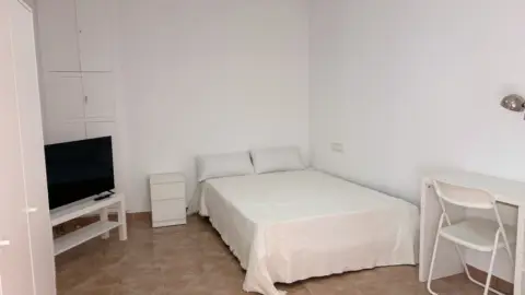 Habitación en Carrer Capitán Lagier, 8