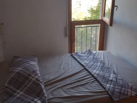 Habitación en Carrer de la Poesia, 7