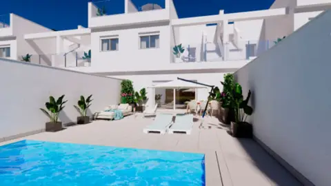 Casa adosada en calle Infanta Leonor,  s/n