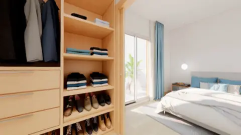 Casa adosada en calle Infanta Leonor,  s/n