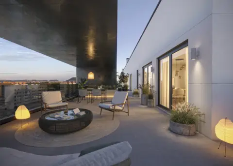 Ático en Paseo Farnesio Confluencia Con Bartolomé de Las Casas ,  S/N