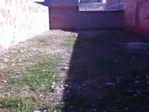 Terreno en calle de la Torre de Vejezate, 4
