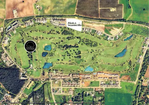 Casa adosada en Avenida Vía Augusta,  S/N