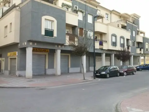 Local comercial en Venta en Atarfe
