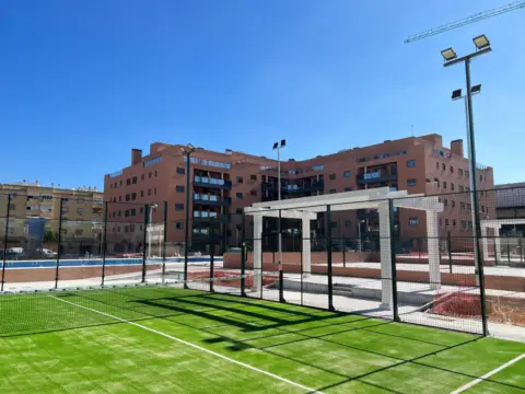 Ático en Avenida Montequinto,  S/N