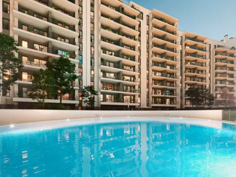 Piso en Avenida de Manuel Clavero Arévalo