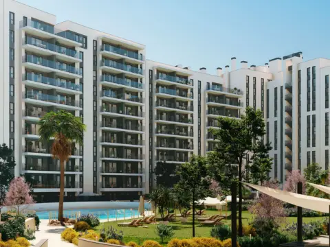 Piso en Avenida de Manuel Clavero Arévalo