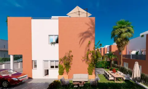 Casa adosada en calle Chile,  S/N