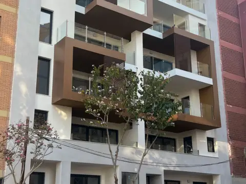 Piso en calle Granada, 151