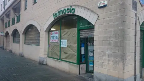 Local comercial en calle Ondarroa