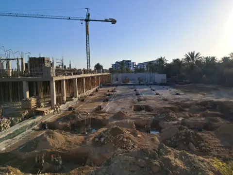Casa adosada en calle Vela Mayor
