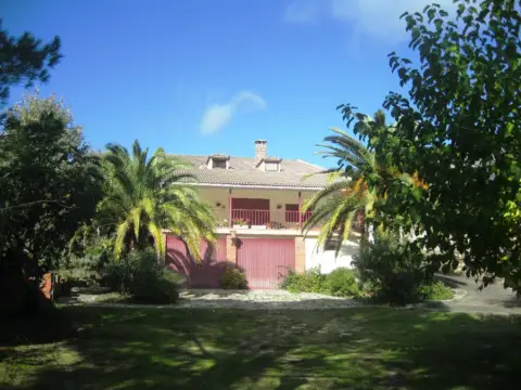 Chalet in Polígono 28