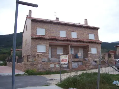 Chalet en calle del Canto de la Virgen