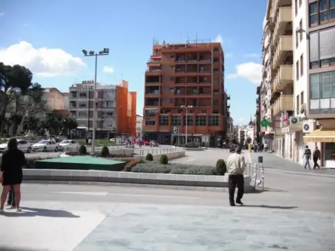 Terreno en calle de Julio Burell, nº 25