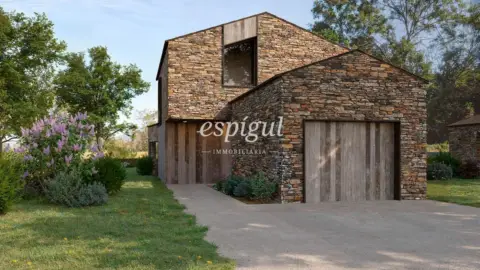 Casa en Carrer La Plaça,  s/n
