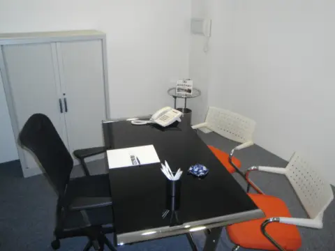 Oficina en calle de Colón, 20