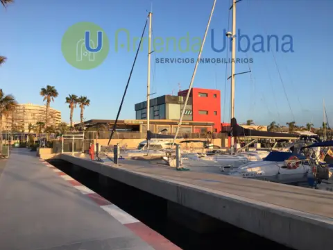 Piso en calle Lina Baño,  2