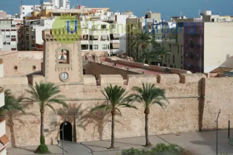 Piso en calle Lina Baño,  2