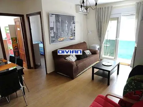 Piso en Punta Umbría Con Comunidad , Agua y Parking Incluido. Para Desplazados Por Trabajo Hasta El 15 de Ju