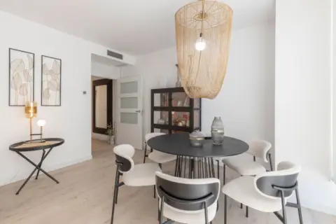 Piso en Avenida de Federico García Lorca, 42
