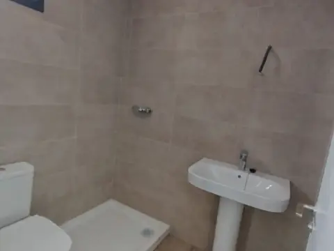 Casa adosada en calle de Peñoncillo, 13