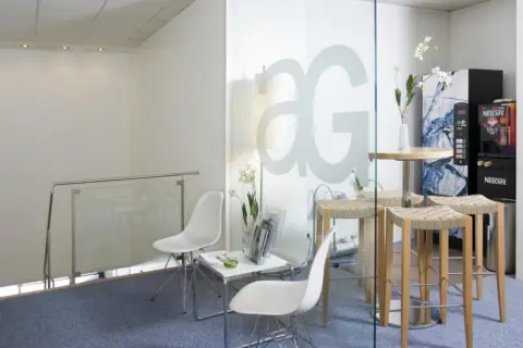 Oficina en calle de Colón