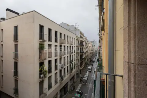 Piso en Sant Pere-Santa Caterina-La Ribera