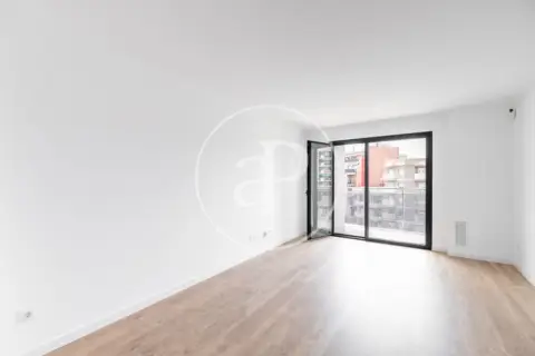 Obra nueva a 3 pasos de Finestrelles