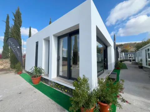 Chalet en calle Arlanzón y Avda. del Canto,  S/N