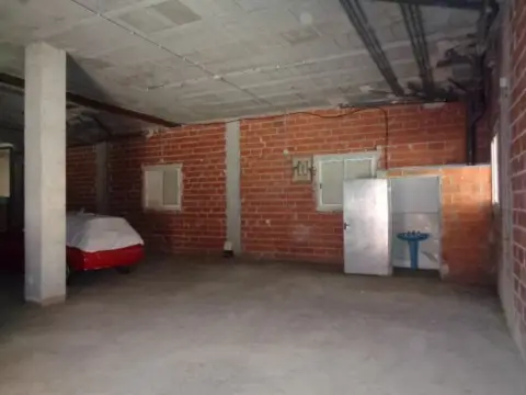 Local comercial en Carretera de San Julián