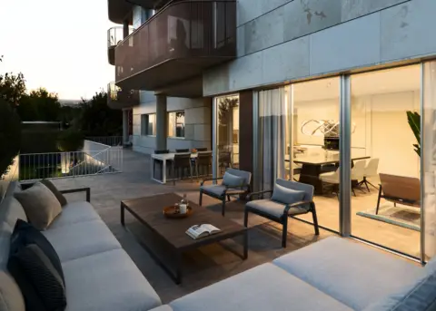 Piso en Avenida de la Ilustración,  s/n